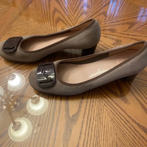 Salvatore Ferragamo Gray Suede Heels with Brown Accents - Picture 3 of 5